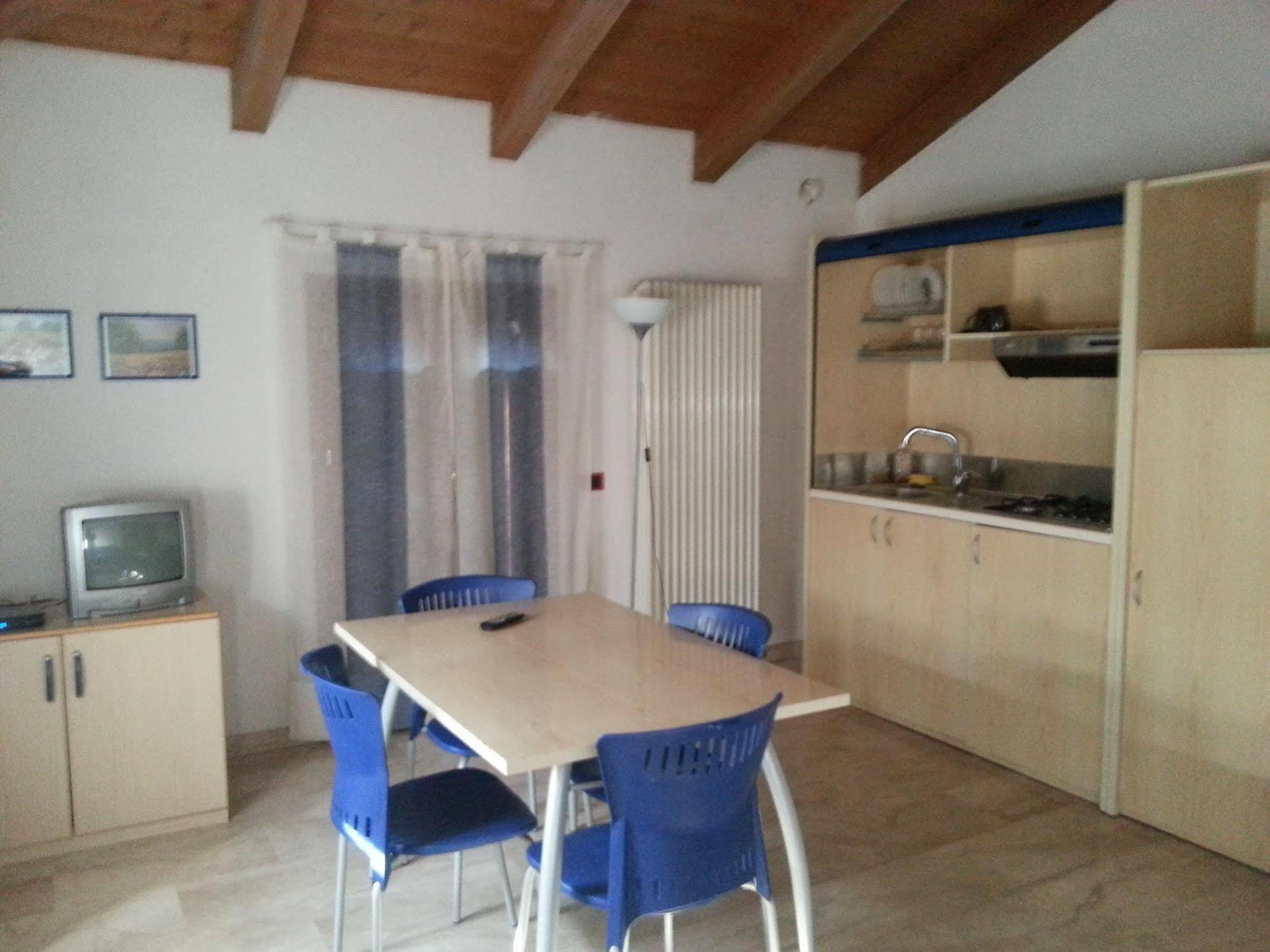 Residence La Vecchia Reggio Reggio nell'Emilia Esterno foto